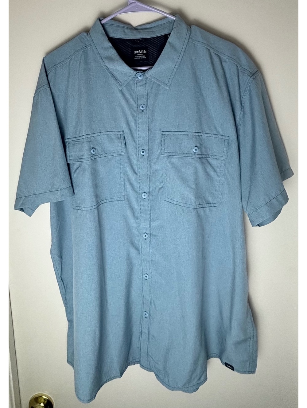 prAna Lost Sol Men XL Chambray Short Sleeve Outdoor Shirt UPF 30 NWT